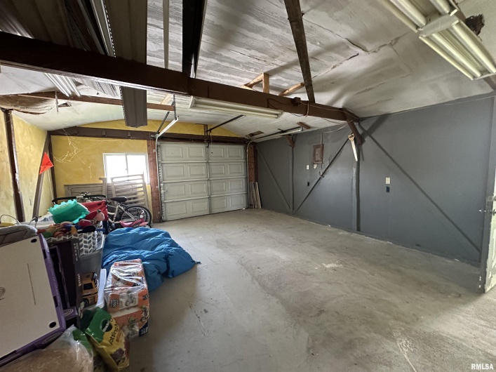 525 NORTH Street, Murphysboro, Illinois 62966, 2 Bedrooms Bedrooms, 0 ,1 BathroomBathrooms,Residential,For Sale,NORTH,0,RMAEB458497