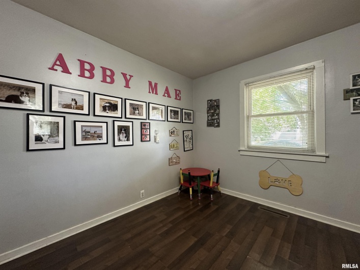 525 NORTH Street, Murphysboro, Illinois 62966, 2 Bedrooms Bedrooms, 0 ,1 BathroomBathrooms,Residential,For Sale,NORTH,0,RMAEB458497