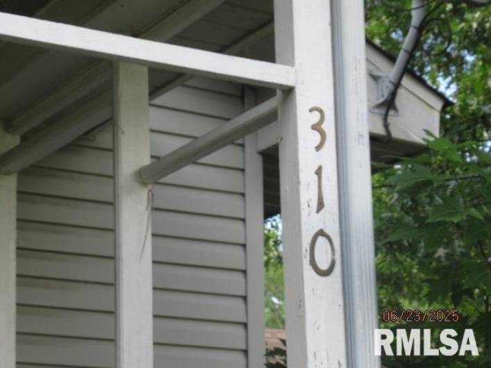310 BLOSSOM Street, Carterville, Illinois 62918, 3 Bedrooms Bedrooms, 0 ,2 BathroomsBathrooms,Residential,For Sale,BLOSSOM,0,RMAEB458498