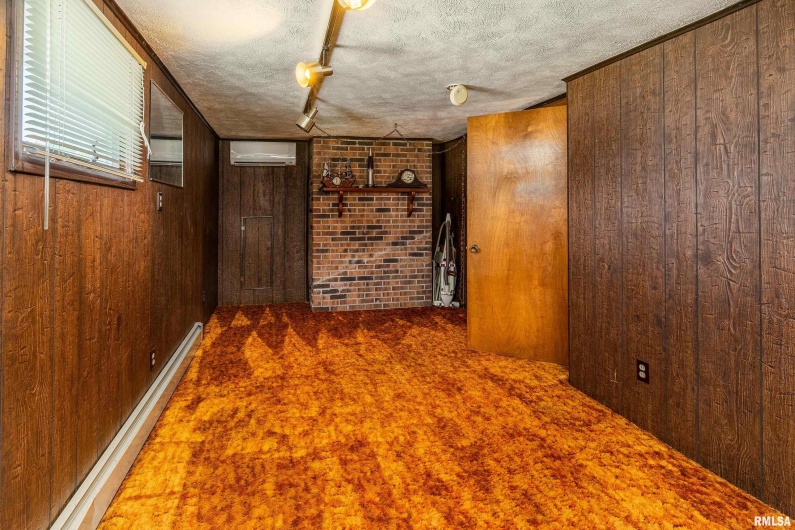 2305 WEAVER Road, Herrin, Illinois 62948, 3 Bedrooms Bedrooms, 0 ,2 BathroomsBathrooms,Residential,For Sale,WEAVER,0,RMAQC4264636
