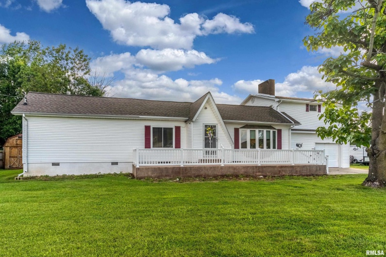 2305 WEAVER Road, Herrin, Illinois 62948, 3 Bedrooms Bedrooms, 0 ,2 BathroomsBathrooms,Residential,For Sale,WEAVER,0,RMAQC4264636