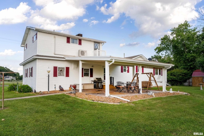 2305 WEAVER Road, Herrin, Illinois 62948, 3 Bedrooms Bedrooms, 0 ,2 BathroomsBathrooms,Residential,For Sale,WEAVER,0,RMAQC4264636