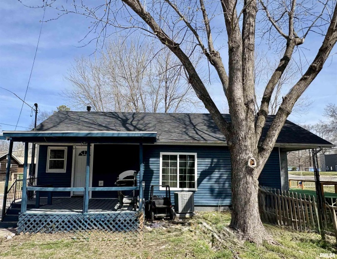 710 MAPLE Street, Cambria, Illinois 62915, 2 Bedrooms Bedrooms, 0 ,1 BathroomBathrooms,Residential,For Sale,MAPLE,0,RMAEB457210