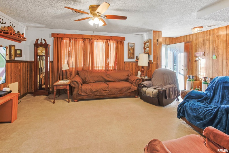 125 Central Hill Road, Grantsburg, Illinois 62943-2033, 1 Bedroom Bedrooms, 0 ,1 BathroomBathrooms,Residential,For Sale,Central Hill,0,RMAEB457293