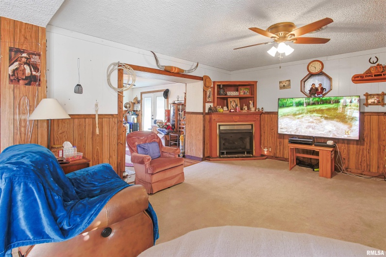 125 Central Hill Road, Grantsburg, Illinois 62943-2033, 1 Bedroom Bedrooms, 0 ,1 BathroomBathrooms,Residential,For Sale,Central Hill,0,RMAEB457293