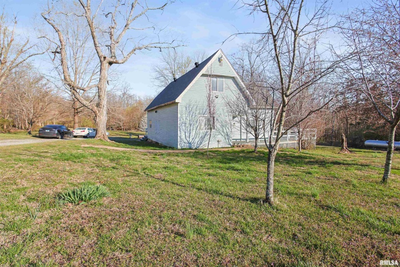 125 Central Hill Road, Grantsburg, Illinois 62943-2033, 1 Bedroom Bedrooms, 0 ,1 BathroomBathrooms,Residential,For Sale,Central Hill,0,RMAEB457293