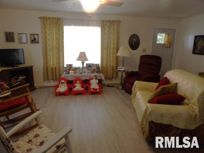 1101 MCKINLEY Street, Harrisburg, Illinois 62946, 2 Bedrooms Bedrooms, 0 ,1 BathroomBathrooms,Residential,For Sale,MCKINLEY,0,RMAEB457493