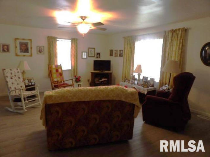1101 MCKINLEY Street, Harrisburg, Illinois 62946, 2 Bedrooms Bedrooms, 0 ,1 BathroomBathrooms,Residential,For Sale,MCKINLEY,0,RMAEB457493