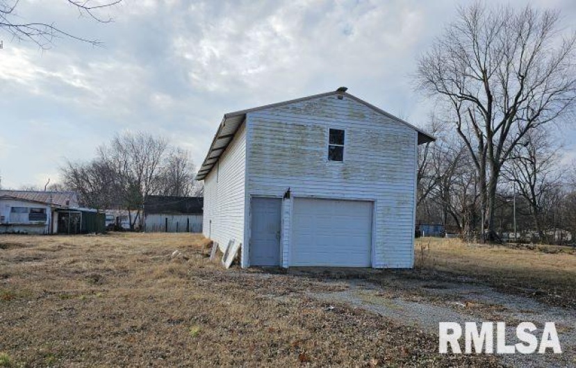 288 ILLINOIS Avenue, Shawneetown, Illinois 62984, 1 Bedroom Bedrooms, 0 ,1 BathroomBathrooms,Residential,For Sale,ILLINOIS,0,RMAEB457561