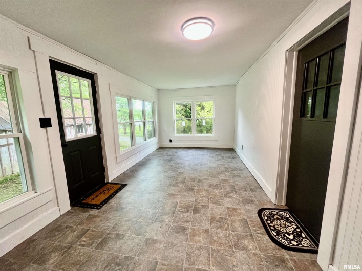 2664 IL Route 145 Highway, Metropolis, Illinois 62960, 3 Bedrooms Bedrooms, 0 ,1 BathroomBathrooms,Residential,For Sale,IL Route 145,0,RMAEB458511