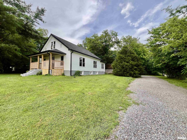 2664 IL Route 145 Highway, Metropolis, Illinois 62960, 3 Bedrooms Bedrooms, 0 ,1 BathroomBathrooms,Residential,For Sale,IL Route 145,0,RMAEB458511