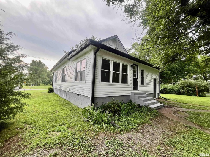2664 IL Route 145 Highway, Metropolis, Illinois 62960, 3 Bedrooms Bedrooms, 0 ,1 BathroomBathrooms,Residential,For Sale,IL Route 145,0,RMAEB458511
