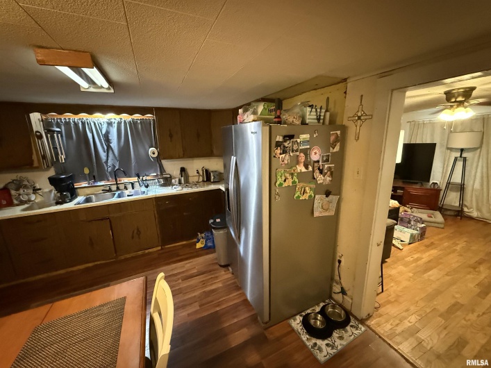 41 Cache Avenue, Buncombe, Illinois 62912, 2 Bedrooms Bedrooms, 0 ,1 BathroomBathrooms,Residential,For Sale,Cache,0,RMAEB458514