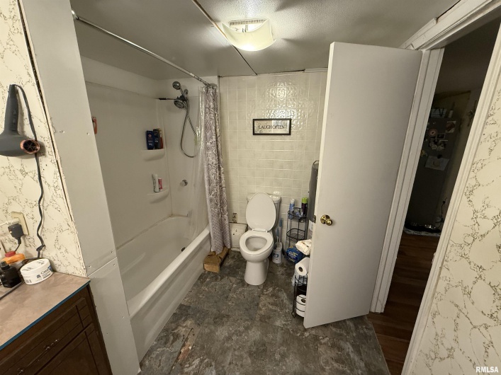 41 Cache Avenue, Buncombe, Illinois 62912, 2 Bedrooms Bedrooms, 0 ,1 BathroomBathrooms,Residential,For Sale,Cache,0,RMAEB458514