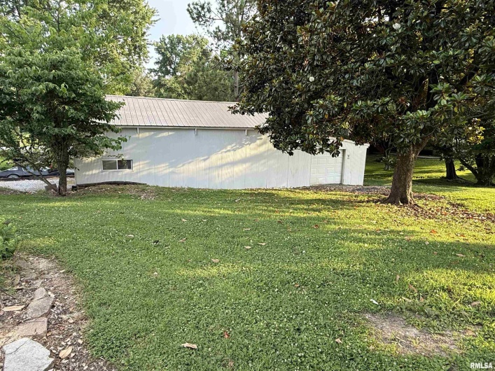41 Cache Avenue, Buncombe, Illinois 62912, 2 Bedrooms Bedrooms, 0 ,1 BathroomBathrooms,Residential,For Sale,Cache,0,RMAEB458514