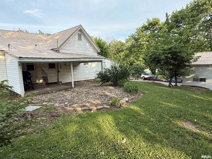 41 Cache Avenue, Buncombe, Illinois 62912, 2 Bedrooms Bedrooms, 0 ,1 BathroomBathrooms,Residential,For Sale,Cache,0,RMAEB458514