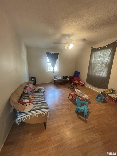 1112 Ophia Street, Metropolis, Illinois 62960, 3 Bedrooms Bedrooms, 0 ,2 BathroomsBathrooms,Residential,For Sale,Ophia,0,RMAEB458519