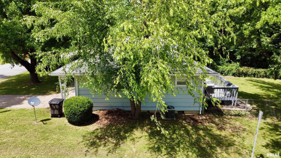 511 Eason Drive, Carbondale, Illinois 62901, 3 Bedrooms Bedrooms, 0 ,1 BathroomBathrooms,Residential,For Sale,Eason,0,RMAQC4264602