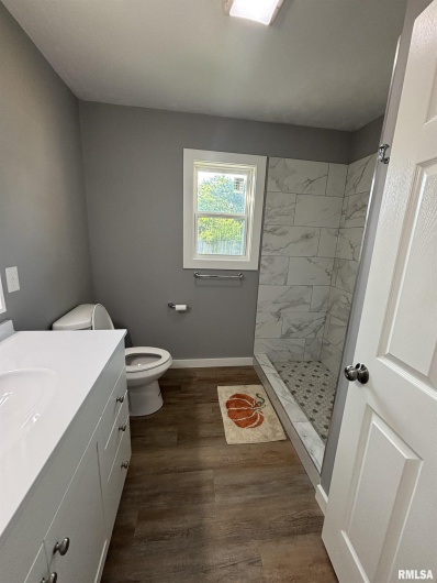 710 CATHERINE Street, Metropolis, Illinois 62960, 3 Bedrooms Bedrooms, 0 ,1 BathroomBathrooms,Residential,For Sale,CATHERINE,0,RMAEB458522