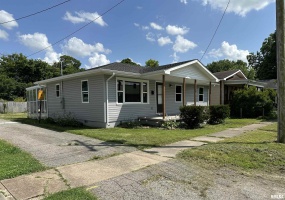 710 CATHERINE Street, Metropolis, Illinois 62960, 3 Bedrooms Bedrooms, 0 ,1 BathroomBathrooms,Residential,For Sale,CATHERINE,0,RMAEB458522