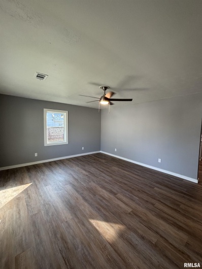 710 CATHERINE Street, Metropolis, Illinois 62960, 3 Bedrooms Bedrooms, 0 ,1 BathroomBathrooms,Residential,For Sale,CATHERINE,0,RMAEB458522