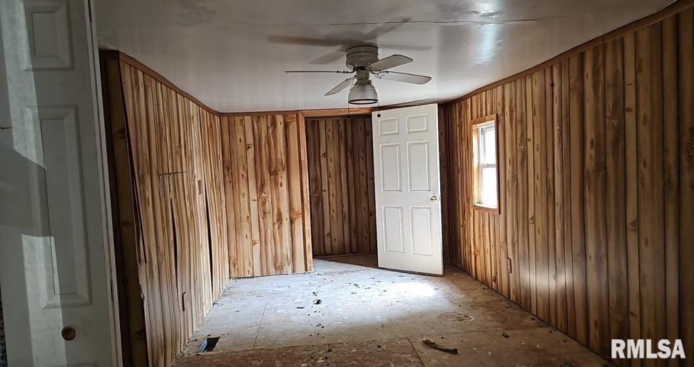 2130 Rains Street, Murphysboro, Illinois 62966, 2 Bedrooms Bedrooms, 0 ,2 BathroomsBathrooms,Residential,For Sale,Rains,0,RMAEB458527