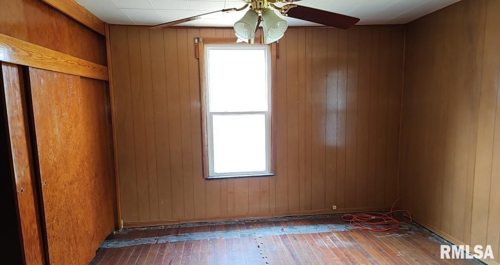2130 Rains Street, Murphysboro, Illinois 62966, 2 Bedrooms Bedrooms, 0 ,2 BathroomsBathrooms,Residential,For Sale,Rains,0,RMAEB458527