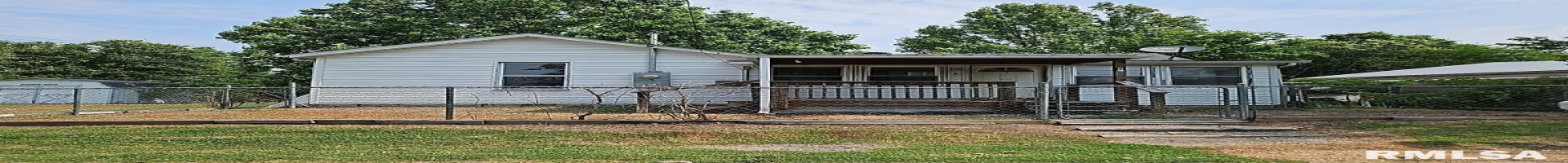 Residential For Sale 2130 Rains Street, Murphysboro, Illinois 62966, 2 Bedrooms Bedrooms, ,2 BathroomsBathrooms,Residential,For Sale,Rains,RMAEB458527