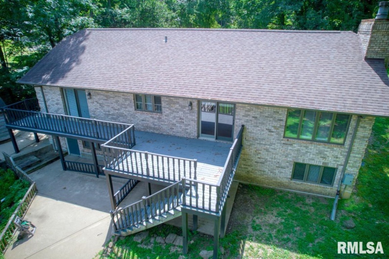 12299 Pebble Point Road, Marion, Illinois 62959, 4 Bedrooms Bedrooms, 0 ,2 BathroomsBathrooms,Residential,For Sale,Pebble Point,0,RMAEB458529