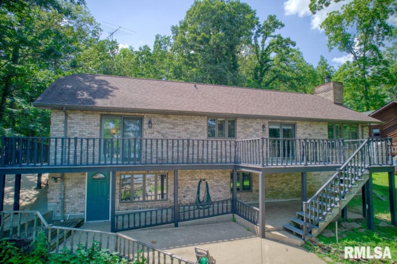 12299 Pebble Point Road, Marion, Illinois 62959, 4 Bedrooms Bedrooms, 0 ,2 BathroomsBathrooms,Residential,For Sale,Pebble Point,0,RMAEB458529