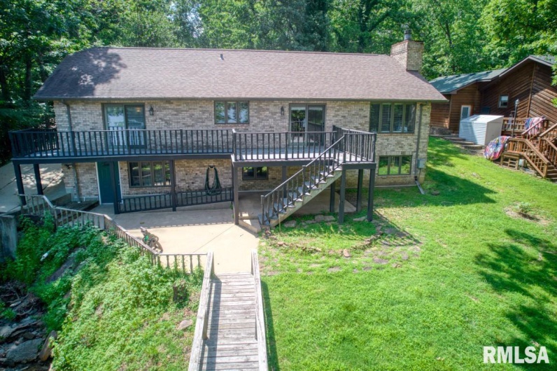 12299 Pebble Point Road, Marion, Illinois 62959, 4 Bedrooms Bedrooms, 0 ,2 BathroomsBathrooms,Residential,For Sale,Pebble Point,0,RMAEB458529
