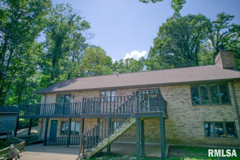 12299 Pebble Point Road, Marion, Illinois 62959, 4 Bedrooms Bedrooms, 0 ,2 BathroomsBathrooms,Residential,For Sale,Pebble Point,0,RMAEB458529