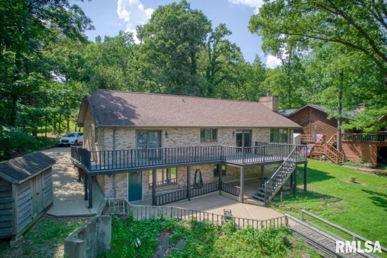 12299 Pebble Point Road, Marion, Illinois 62959, 4 Bedrooms Bedrooms, 0 ,2 BathroomsBathrooms,Residential,For Sale,Pebble Point,0,RMAEB458529
