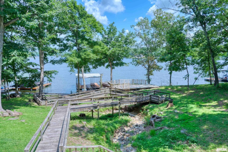 12299 Pebble Point Road, Marion, Illinois 62959, 4 Bedrooms Bedrooms, 0 ,2 BathroomsBathrooms,Residential,For Sale,Pebble Point,0,RMAEB458529