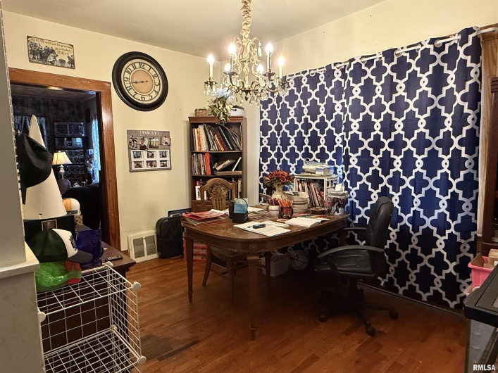 1703 NORTH Avenue, Metropolis, Illinois 62960, 3 Bedrooms Bedrooms, 0 ,1 BathroomBathrooms,Residential,For Sale,NORTH,0,RMAEB458533