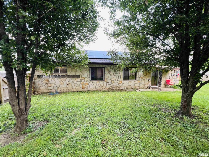 385 3RD Street, Omaha, Illinois 62871, 2 Bedrooms Bedrooms, 0 ,1 BathroomBathrooms,Residential,For Sale,3RD,0,RMAEB458541
