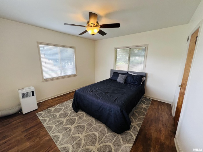385 3RD Street, Omaha, Illinois 62871, 2 Bedrooms Bedrooms, 0 ,1 BathroomBathrooms,Residential,For Sale,3RD,0,RMAEB458541
