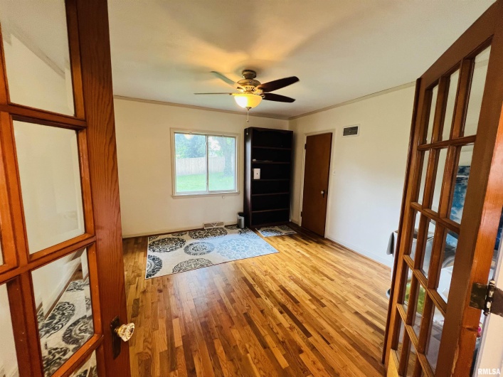 385 3RD Street, Omaha, Illinois 62871, 2 Bedrooms Bedrooms, 0 ,1 BathroomBathrooms,Residential,For Sale,3RD,0,RMAEB458541