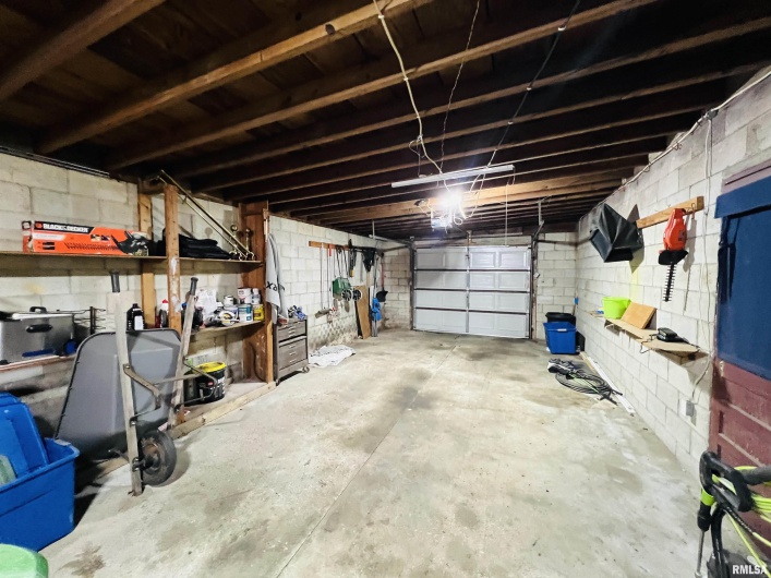 385 3RD Street, Omaha, Illinois 62871, 2 Bedrooms Bedrooms, 0 ,1 BathroomBathrooms,Residential,For Sale,3RD,0,RMAEB458541