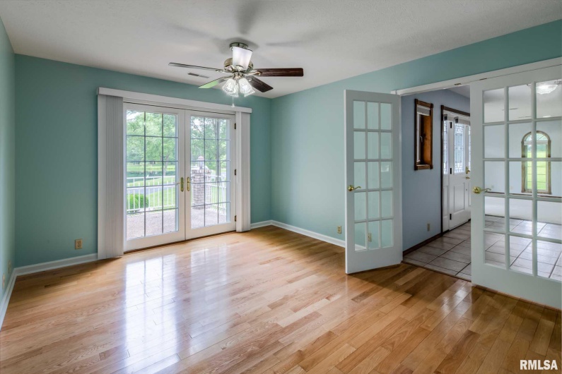 10415 Chayla Road, Marion, Illinois 62959, 3 Bedrooms Bedrooms, 0 ,2 BathroomsBathrooms,Residential,For Sale,Chayla,0,RMAQC4264741