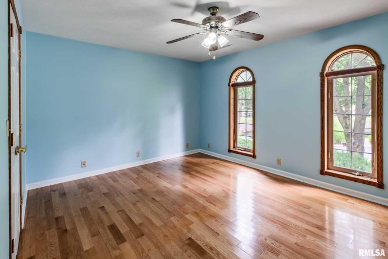 10415 Chayla Road, Marion, Illinois 62959, 3 Bedrooms Bedrooms, 0 ,2 BathroomsBathrooms,Residential,For Sale,Chayla,0,RMAQC4264741
