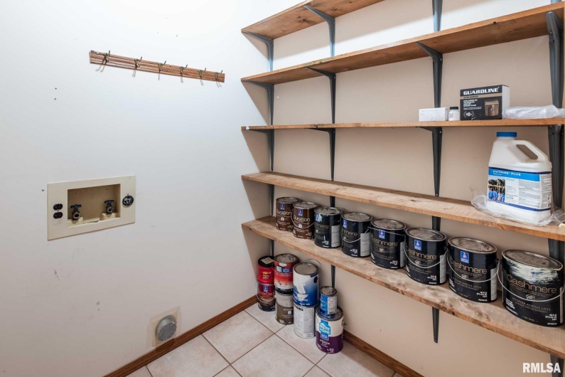 10415 Chayla Road, Marion, Illinois 62959, 3 Bedrooms Bedrooms, 0 ,2 BathroomsBathrooms,Residential,For Sale,Chayla,0,RMAQC4264741