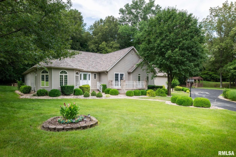10415 Chayla Road, Marion, Illinois 62959, 3 Bedrooms Bedrooms, 0 ,2 BathroomsBathrooms,Residential,For Sale,Chayla,0,RMAQC4264741