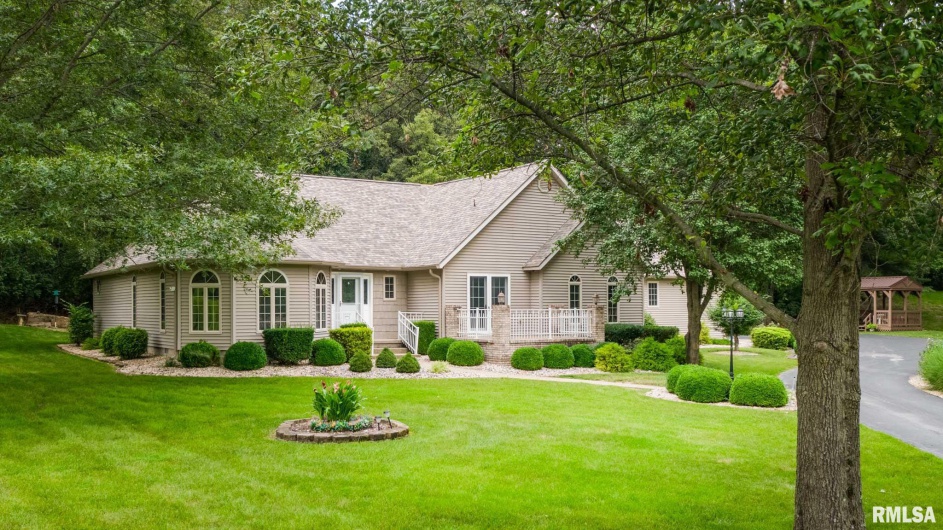10415 Chayla Road, Marion, Illinois 62959, 3 Bedrooms Bedrooms, 0 ,2 BathroomsBathrooms,Residential,For Sale,Chayla,0,RMAQC4264741
