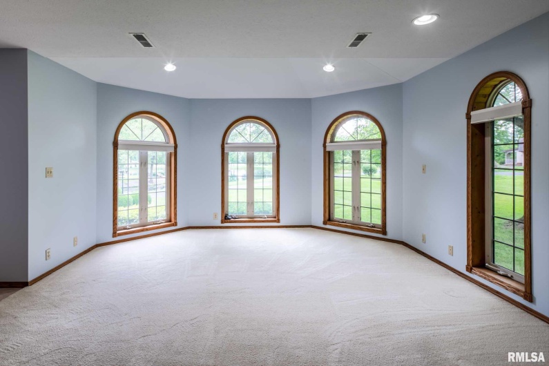 10415 Chayla Road, Marion, Illinois 62959, 3 Bedrooms Bedrooms, 0 ,2 BathroomsBathrooms,Residential,For Sale,Chayla,0,RMAQC4264741