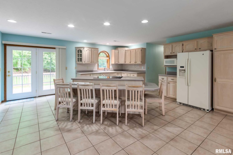 10415 Chayla Road, Marion, Illinois 62959, 3 Bedrooms Bedrooms, 0 ,2 BathroomsBathrooms,Residential,For Sale,Chayla,0,RMAQC4264741