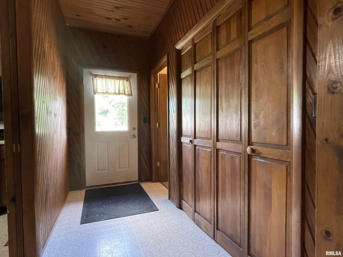 9595 Old Highway 51 N, Cobden, Illinois 62920, 2 Bedrooms Bedrooms, 0 ,2 BathroomsBathrooms,Residential,For Sale,Old Highway 51 N,0,RMAEB458558