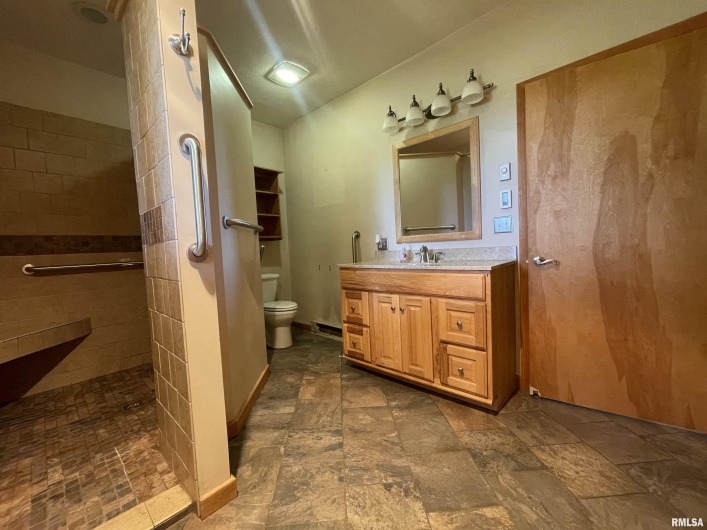 9595 Old Highway 51 N, Cobden, Illinois 62920, 2 Bedrooms Bedrooms, 0 ,2 BathroomsBathrooms,Residential,For Sale,Old Highway 51 N,0,RMAEB458558