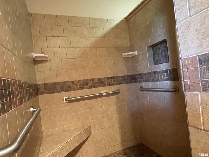 9595 Old Highway 51 N, Cobden, Illinois 62920, 2 Bedrooms Bedrooms, 0 ,2 BathroomsBathrooms,Residential,For Sale,Old Highway 51 N,0,RMAEB458558