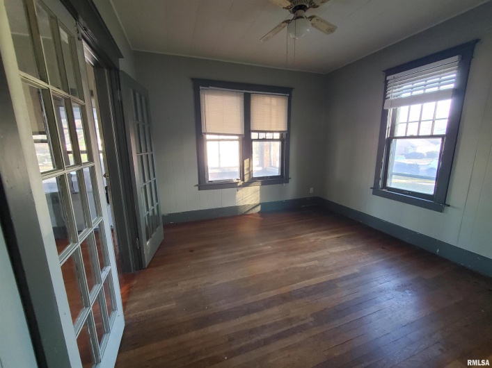 724 Carico Street, Carbondale, Illinois 62901, 2 Bedrooms Bedrooms, 0 ,1 BathroomBathrooms,Residential,For Sale,Carico,0,RMAEB458565